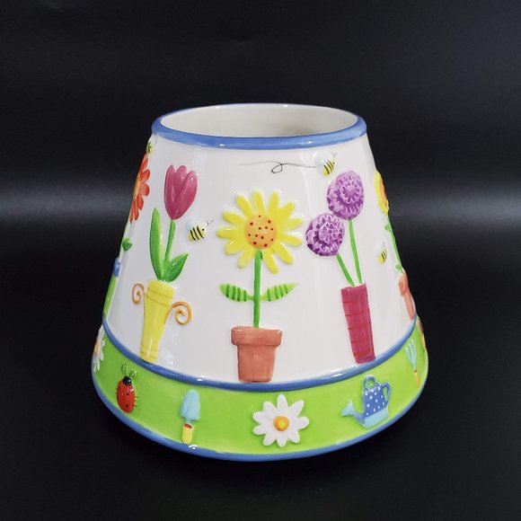 Yankee Candle Flower Garden w Bees Candle Topper